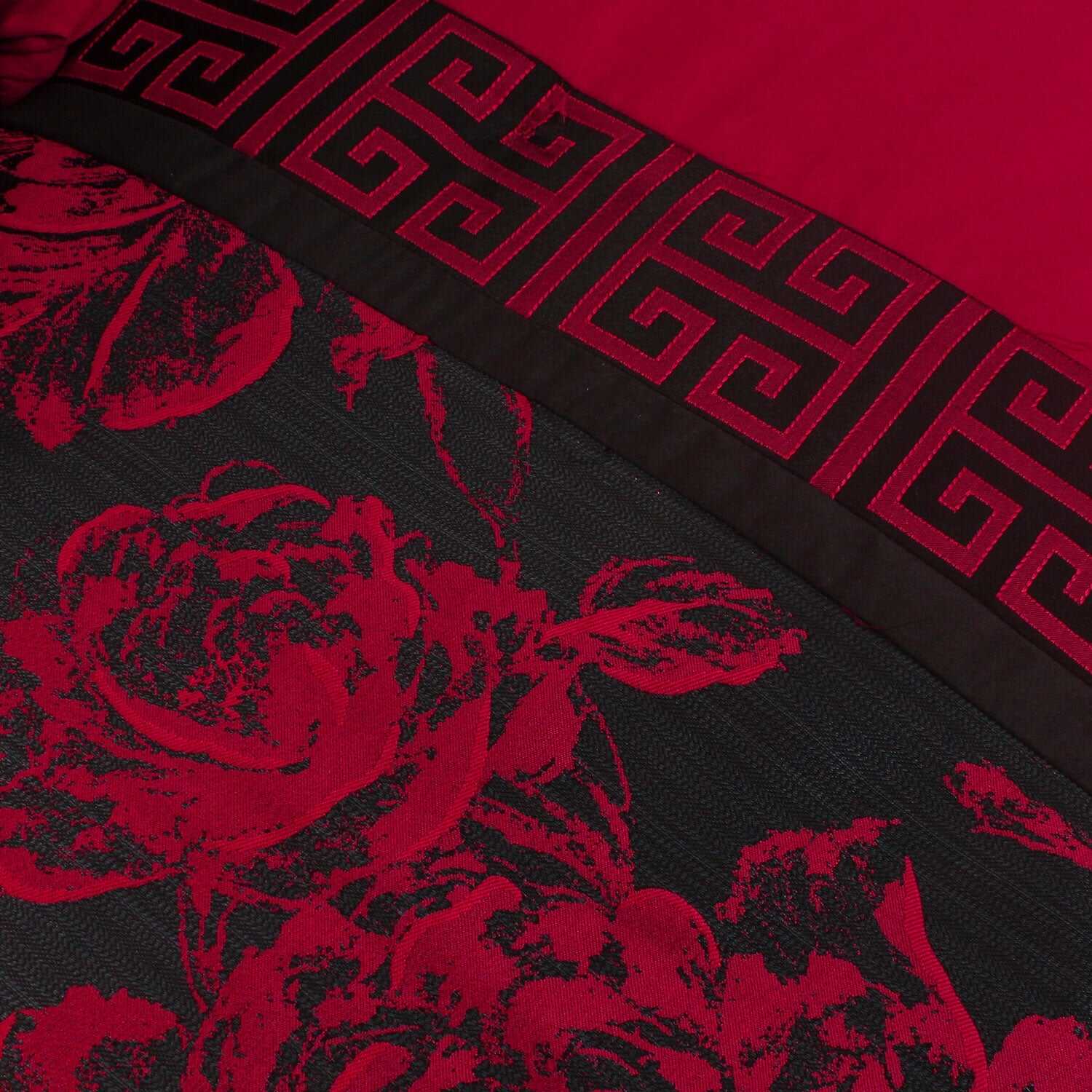 7 Piece Soft Jacquard Fabric Patchwork Comforter Set - Bed In A Bag (PEONY)