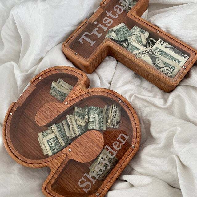 🎄Christmas fire sale💞Personalized Boy/Girl Piggy Bank - Wood Gift For Kids🎁