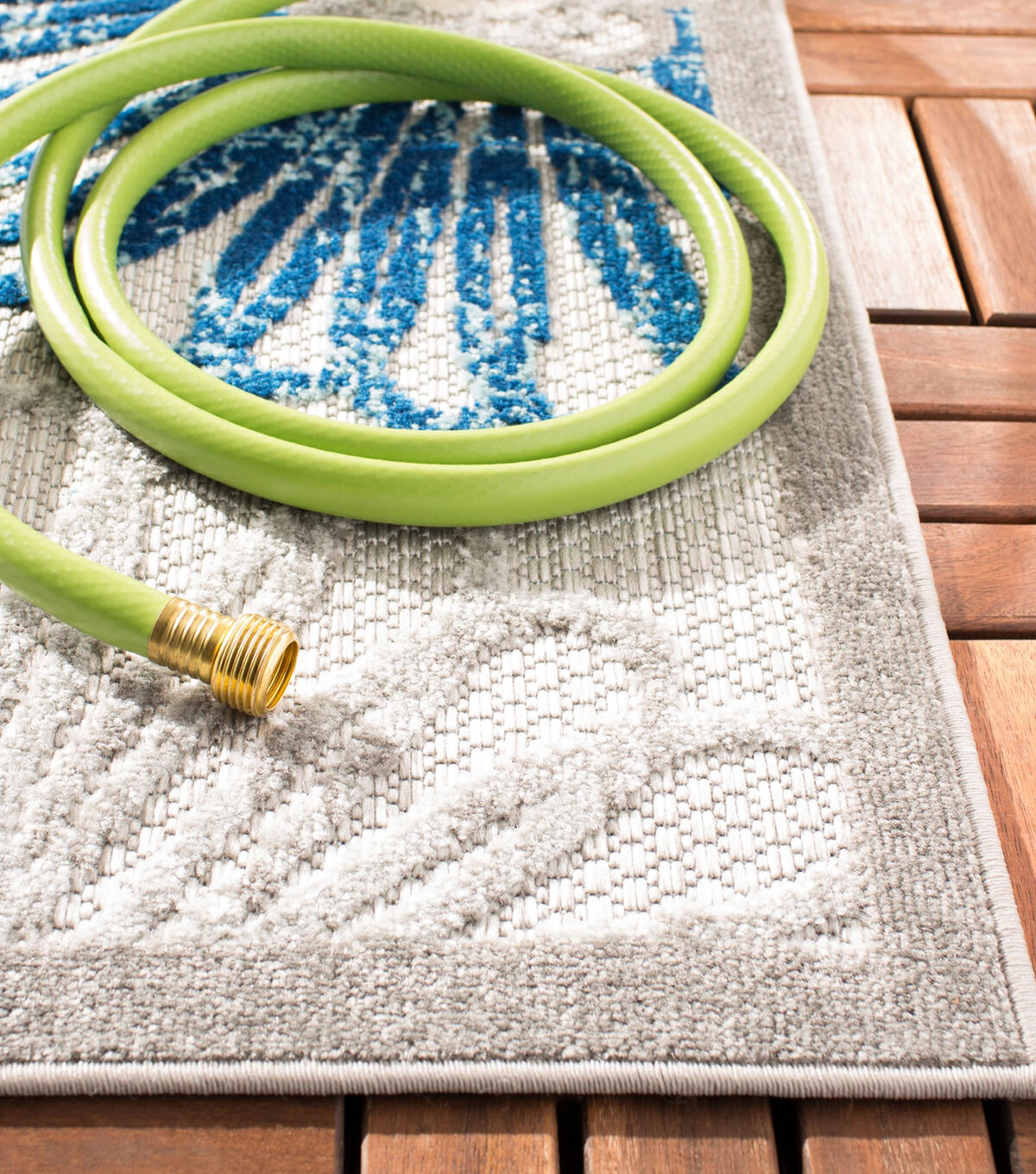 Safavieh Cabana CBN801 2' X 6' Gray & Blue Outdoor Rug