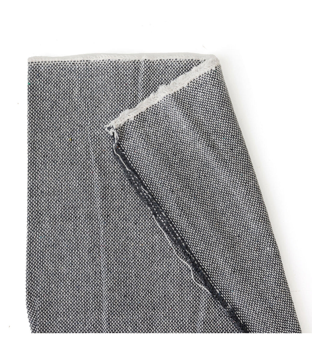 We R Memory Keepers 26" x 36" Easytuft Nonslip Rug Tufting Backing